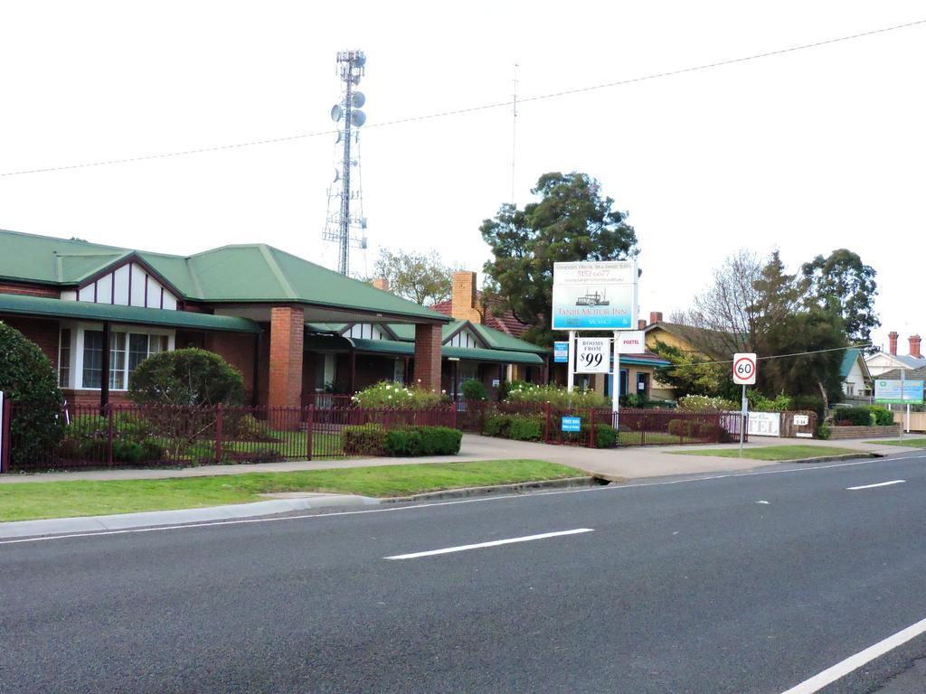 Bairnsdale Tanjil Motor Inn ภายนอก รูปภาพ