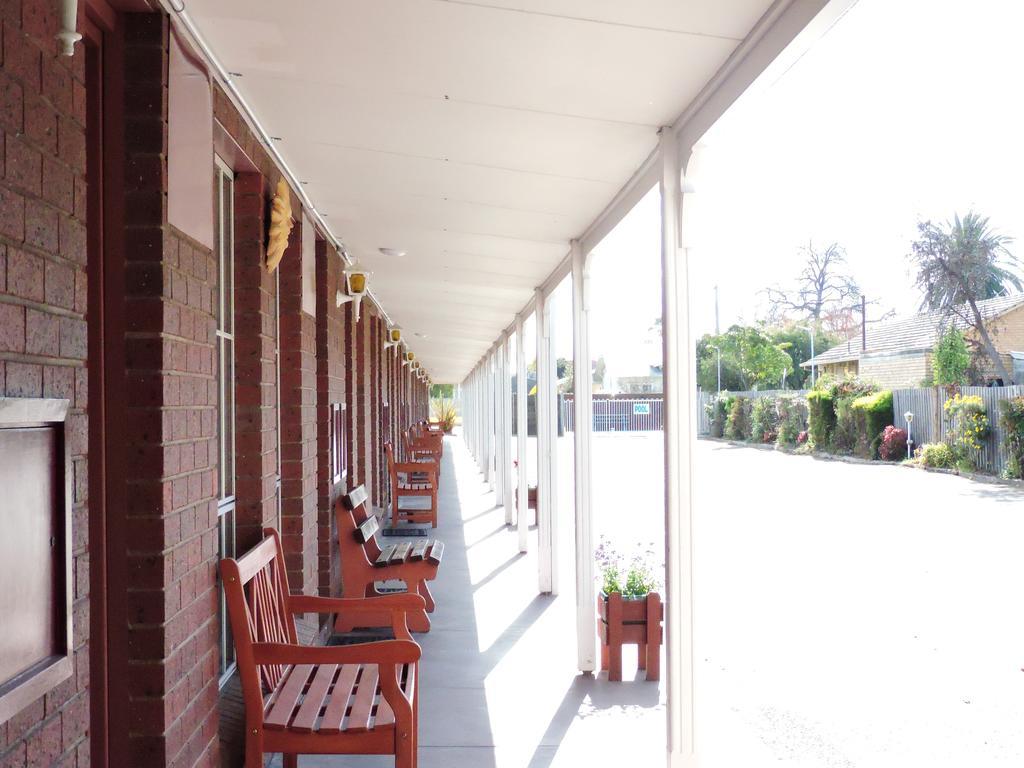Bairnsdale Tanjil Motor Inn ภายนอก รูปภาพ