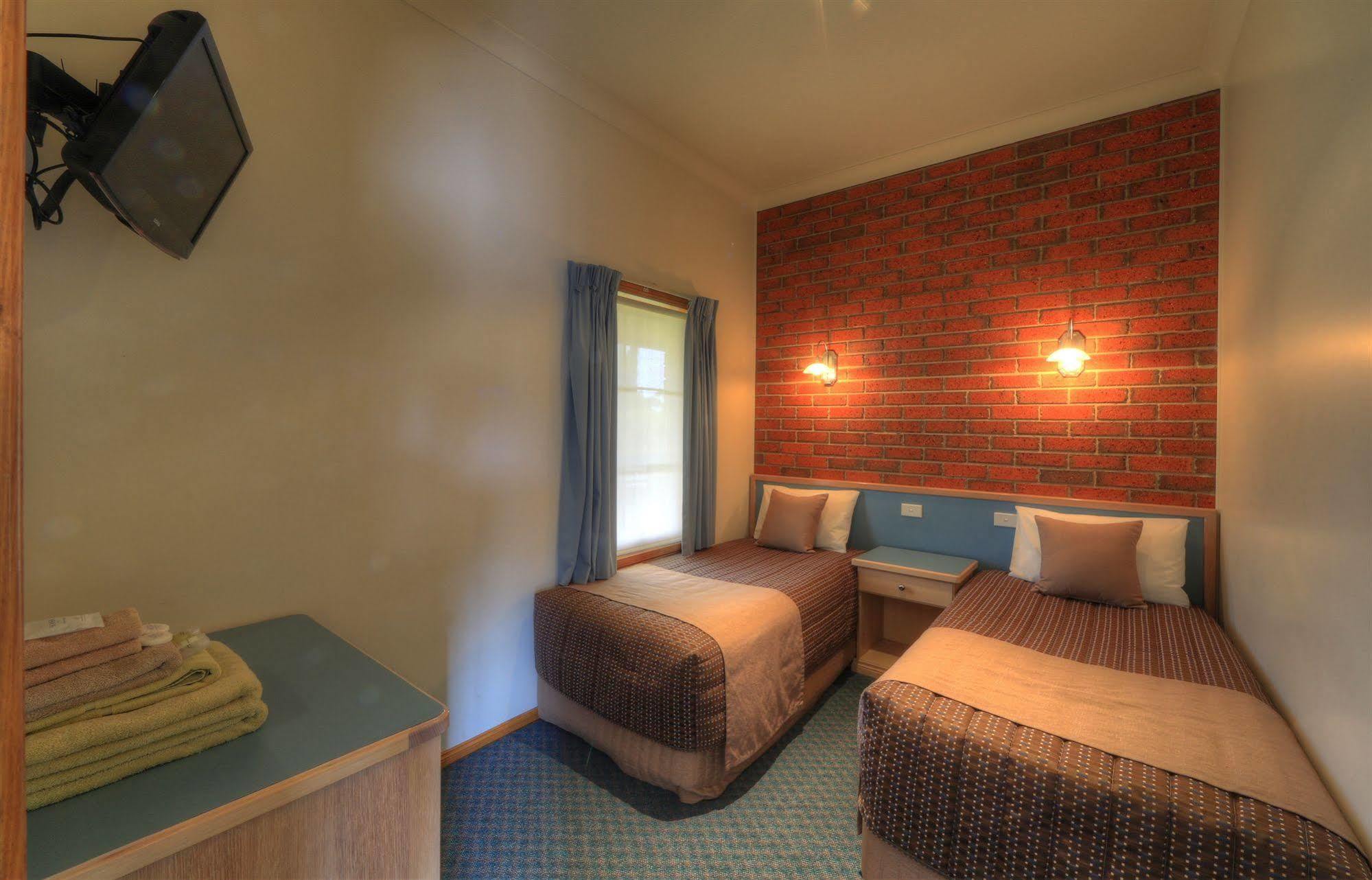 Bairnsdale Tanjil Motor Inn ภายนอก รูปภาพ